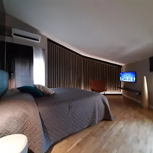 Moaa - Modern Art Apartment Desenzano del Garda